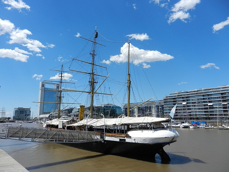 014_Argentina_Buenos_Aires_Puerto_Madero_Corbeta_Uruguay.JPG - 