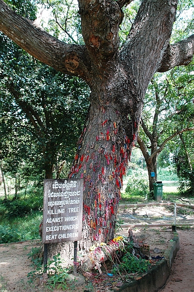 084_Cambodia_Phnom_Penh_Killing_Fields.JPG