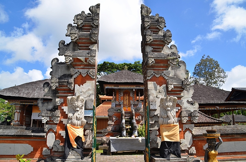 090_Bali_Pura_Ulun_Danu_Bratan.JPG