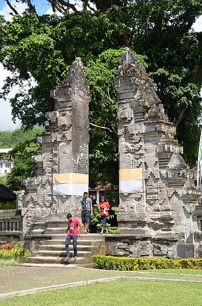 094_Bali_Pura_Ulun_Danu_Bratan.JPG