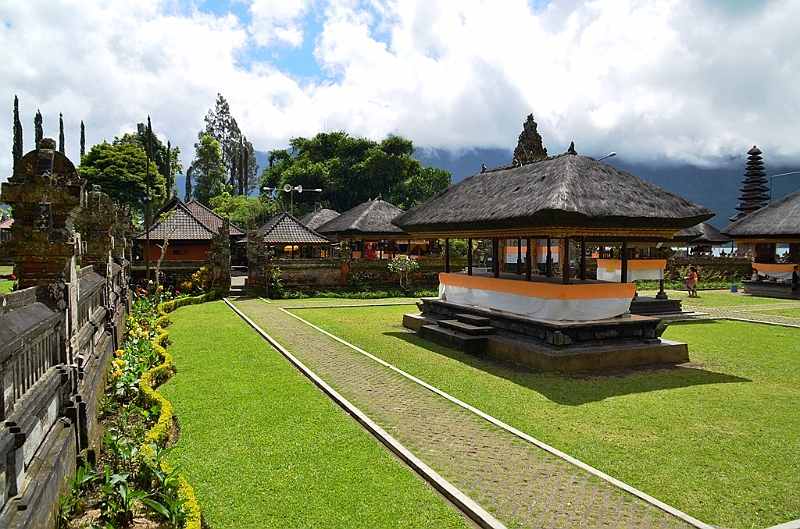 097_Bali_Pura_Ulun_Danu_Bratan.JPG