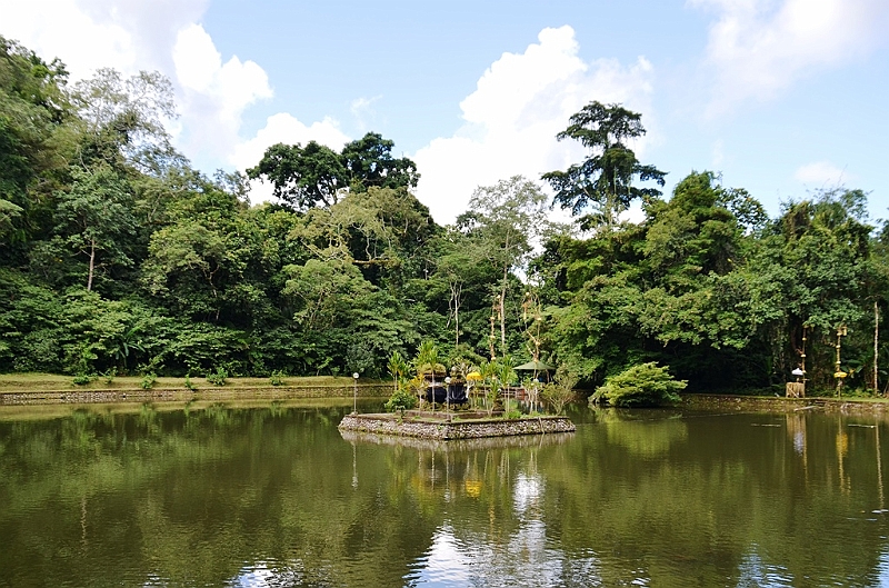 118_Bali_Pura_Luhur_Batukaru.JPG