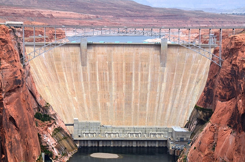 95_Glen_Canyon_Dam.JPG