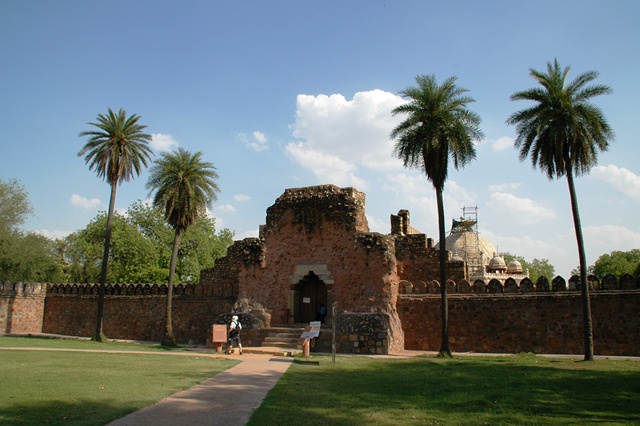 029_India_New_Delhi_Humayuns_Tomb.JPG