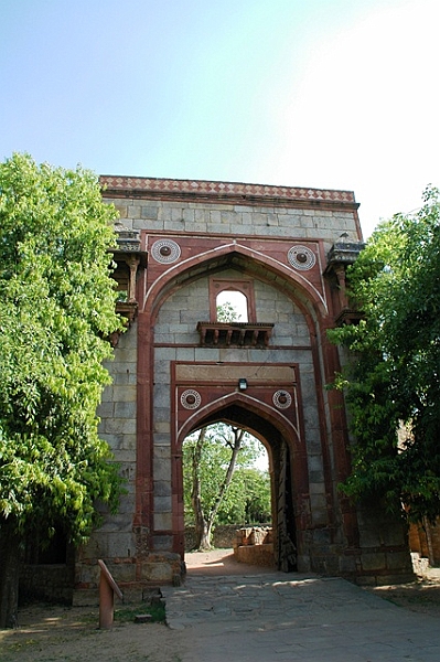 032_India_New_Delhi_Humayuns_Tomb.JPG