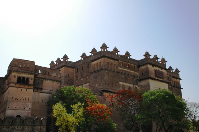 367_India_Orchha_Jehangir_Mahal.JPG