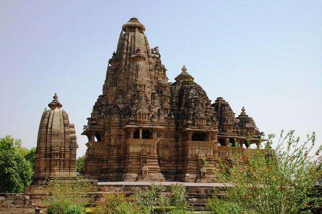 410_India_Khajuraho_Western_Temples.JPG
