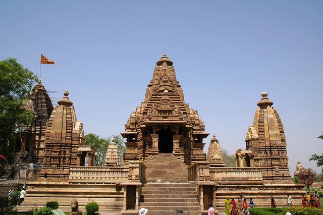 413_India_Khajuraho_Western_Temples.JPG