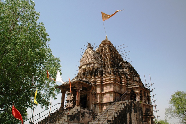 417_India_Khajuraho_Western_Temples.JPG