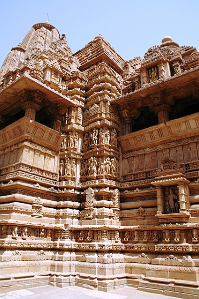 418_India_Khajuraho_Western_Temples.JPG