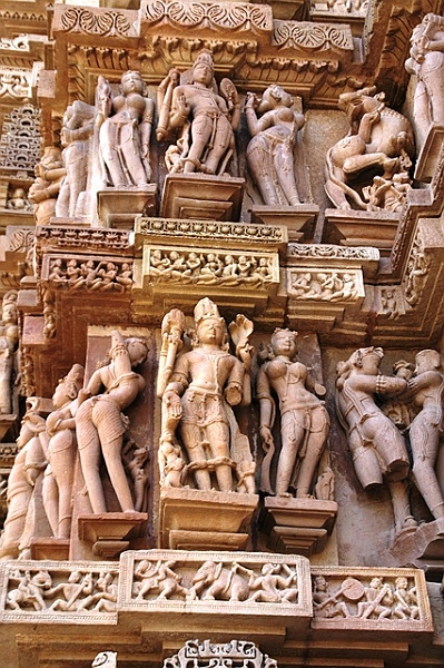 421_India_Khajuraho_Western_Temples.JPG