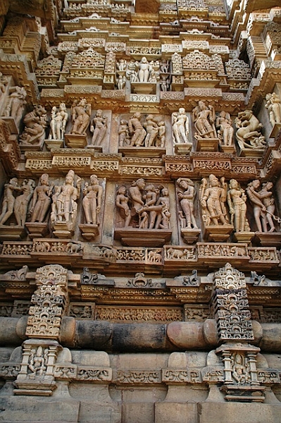 432_India_Khajuraho_Western_Temples.JPG