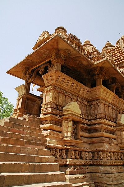 438_India_Khajuraho_Western_Temples.JPG