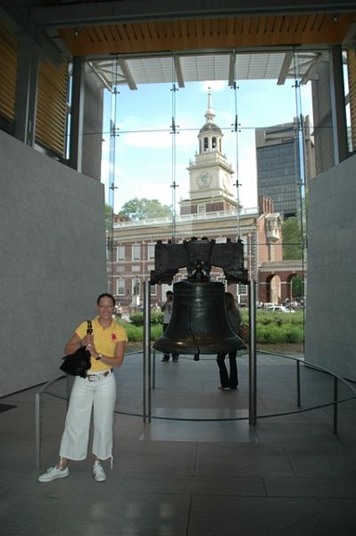 49_Philadelphia_Liberty_Bell_Pia.JPG - UNICODE