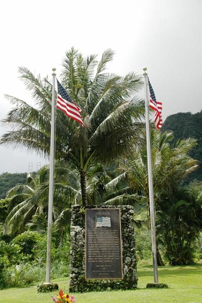 127_USA_Hawaii_Oahu_Valley_of_the_Temples.JPG