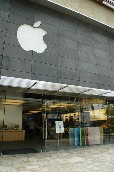 41_USA_Hawaii_Oahu_Honolulu_Waikiki_Apple_Store.JPG