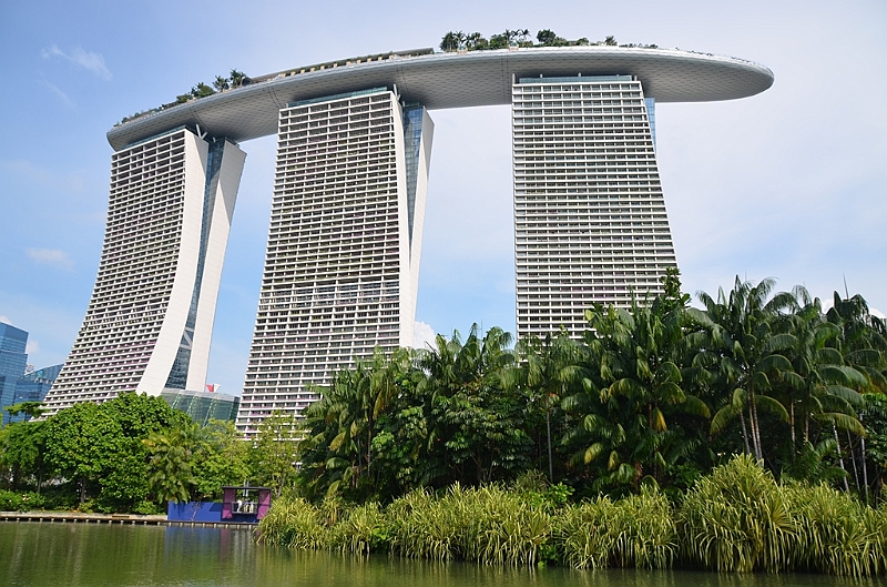 048_Singapore_Marina_Bay_Sands.JPG