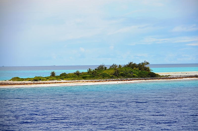 010_French_Polynesia_Fakarava.JPG