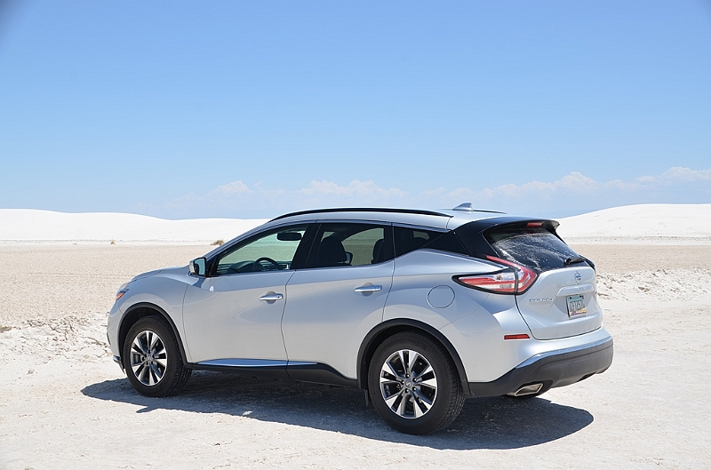 090_USA_White_Sands_National_Monument_Rental_Car.JPG