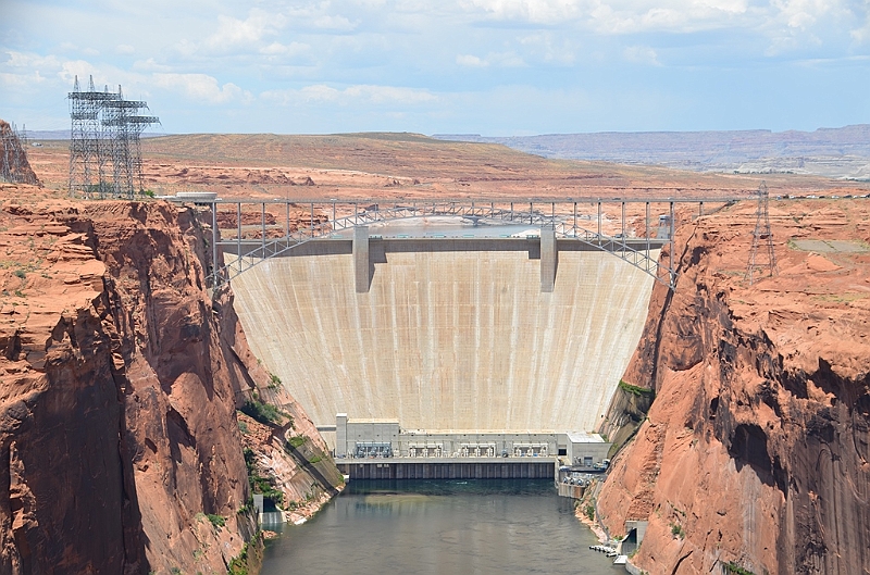 437_USA_Lake_Powell_Glen_Canyon_Dam.JPG